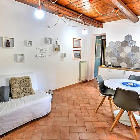 Di Claudia 2, Locazione Turistica *